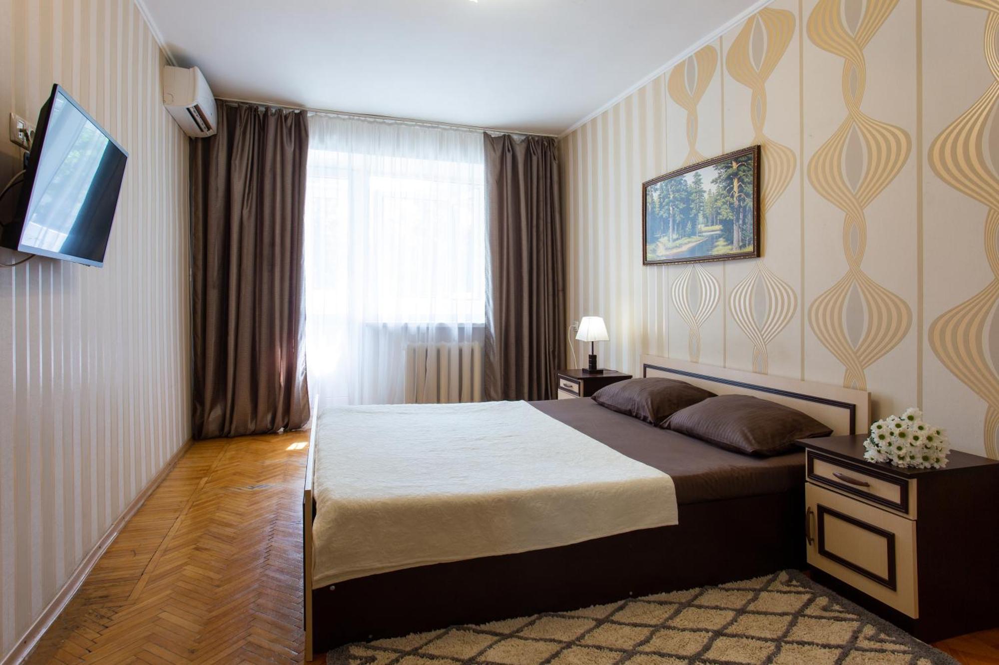 Botanical Garden Area Apartment Kharkiv Exterior photo